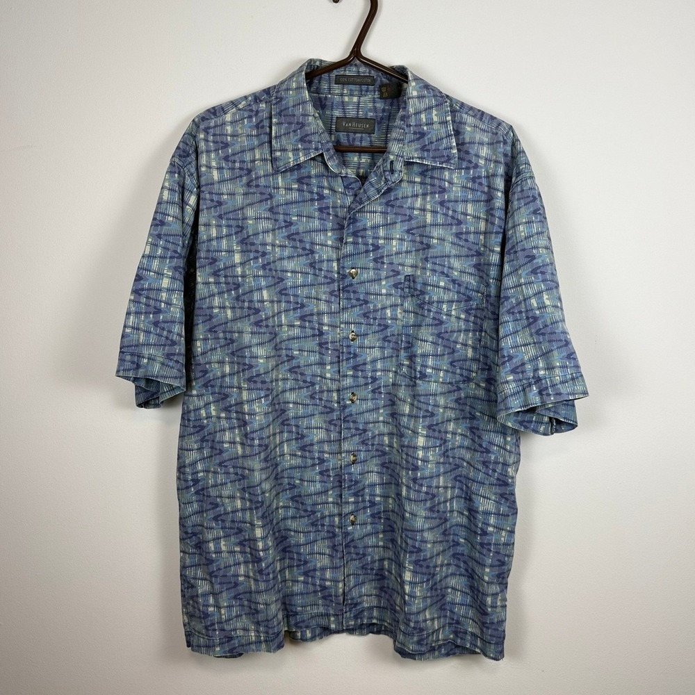 ✨3 for $20 VTG Van Heusen XL Blue Geometric Abstract Print Short Sleeve Button